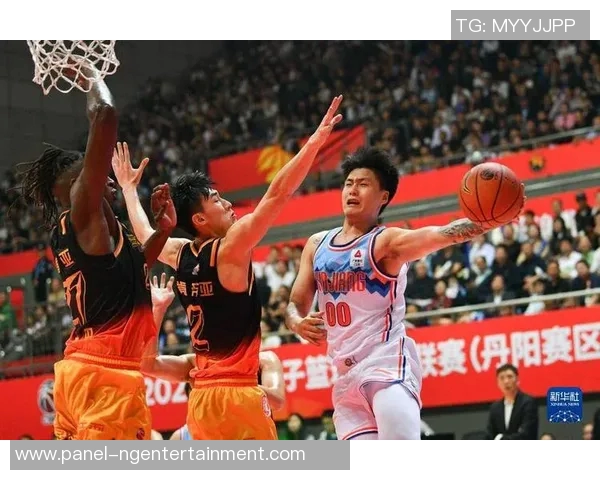 新疆队客场战胜宁波赵睿精彩突破上篮助力球队胜利